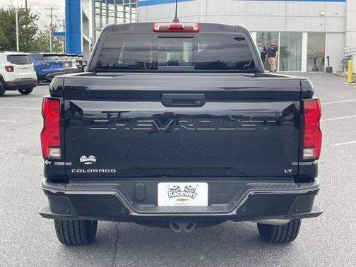 2024 Chevrolet Colorado LT