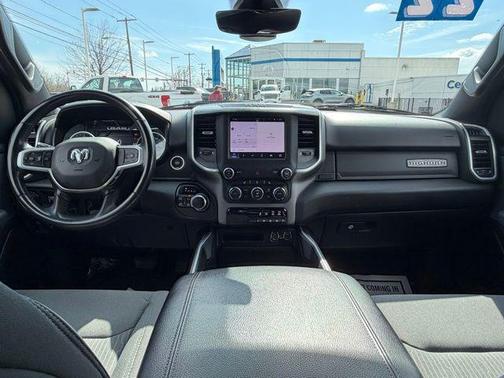 Granite Crystal Metallic Clearcoat 2022 RAM 1500 Big Horn/Lone Star