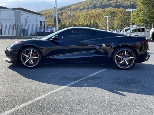 2022 Chevrolet Corvette Stingray w/2LT