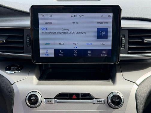 Agate Black Metallic 2022 Ford Explorer XLT