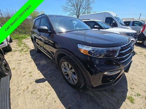 Agate Black Metallic 2022 Ford Explorer XLT