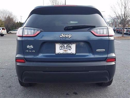 Blue Shade Pearlcoat 2019 Jeep Cherokee Latitude Plus