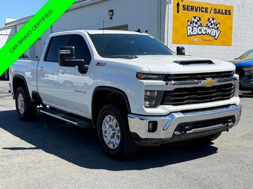 Summit White 2025 Chevrolet Silverado 2500 LT