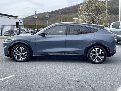 2021 Ford Mustang Mach-E Premium