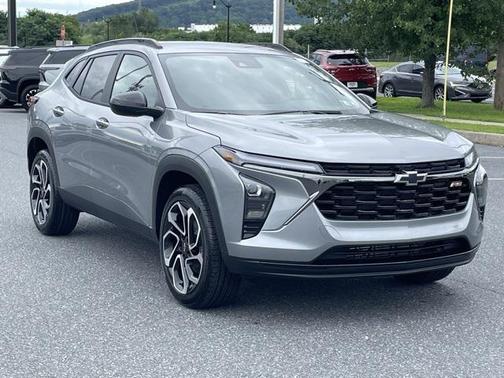 2025 Chevrolet Trax FWD 2RS