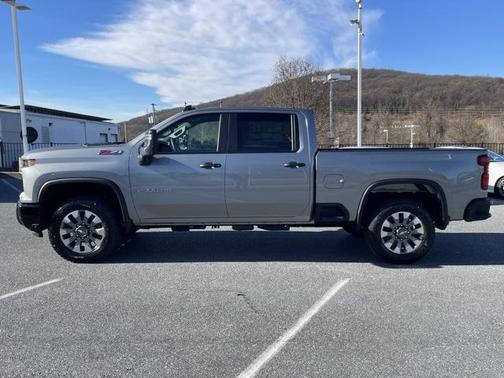 2026 Chevrolet Silverado 2500 Custom