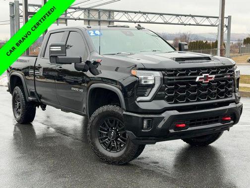 Black 2024 Chevrolet Silverado 2500 4WD Crew Cab Standard Bed ZR2