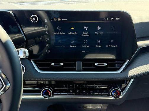 Mosaic Black Metallic 2026 Chevrolet Equinox 1LT