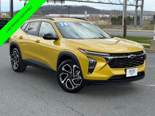 Nitro Yellow Metallic 2024 Chevrolet Trax FWD 2RS