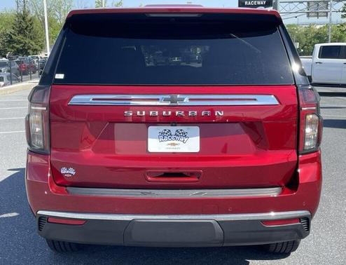 2023 Chevrolet Suburban LS
