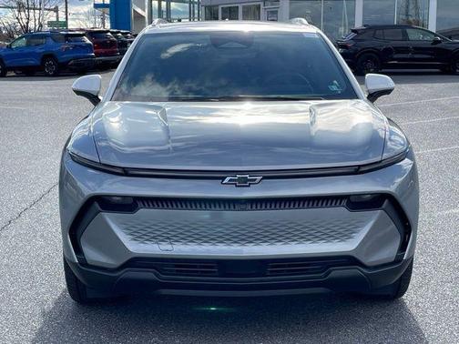 Sterling Gray Metallic 2026 Chevrolet Equinox EV LT