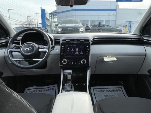 2023 Hyundai TUCSON SEL