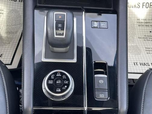 2025 Mitsubishi Outlander PHEV SEL