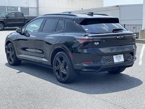 2025 Chevrolet Equinox EV RS