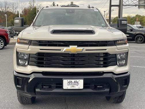2026 Chevrolet Silverado 2500 Custom