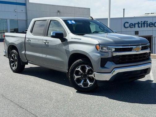 Sterling Gray Metallic 2024 Chevrolet Silverado 1500 LT