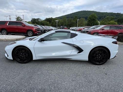 2023 Chevrolet Corvette Stingray w/2LT