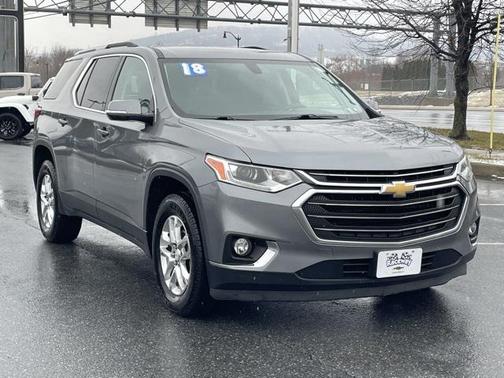 2018 Chevrolet Traverse LT Cloth