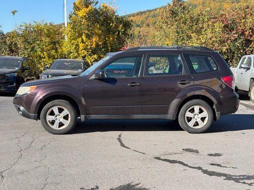 Deep Cherry Pearl 2013 Subaru Forester 2.5X