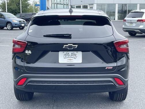 2025 Chevrolet Trax FWD 1RS
