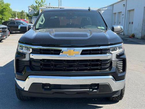 Black 2025 Chevrolet Silverado 1500 LT