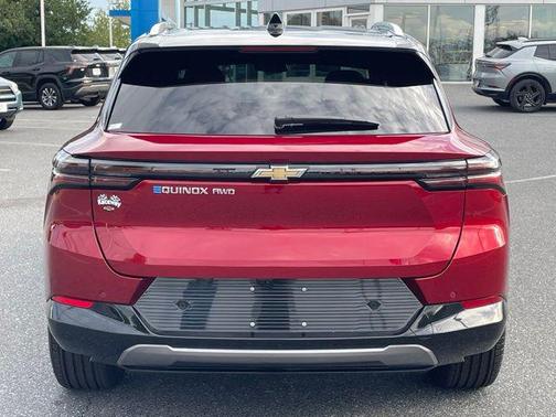 2025 Chevrolet Equinox EV LT