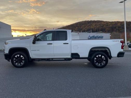 2020 Chevrolet Silverado 2500 Custom
