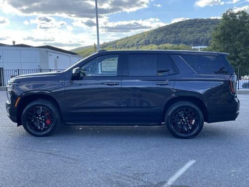 2026 Chevrolet Tahoe 4WD RST