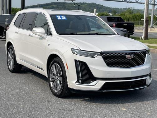 2025 Cadillac XT6 Premium Luxury AWD