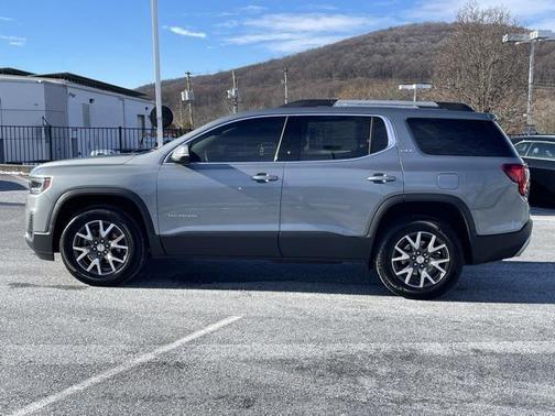 2023 GMC Acadia AWD SLE