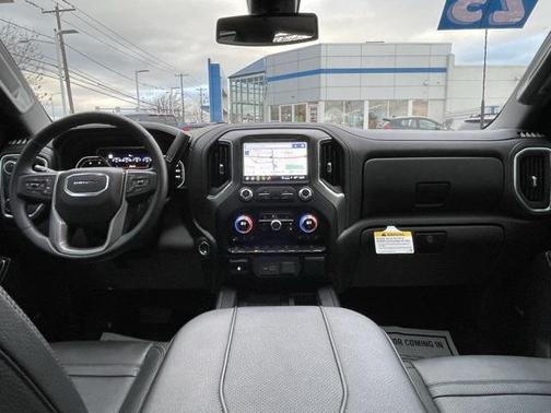 2023 GMC Sierra 3500 Denali