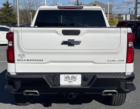 2022 Chevrolet Silverado 1500 Custom Trail Boss