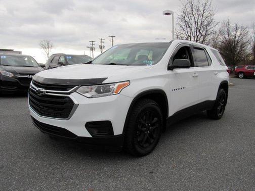Summit White 2019 Chevrolet Traverse LS