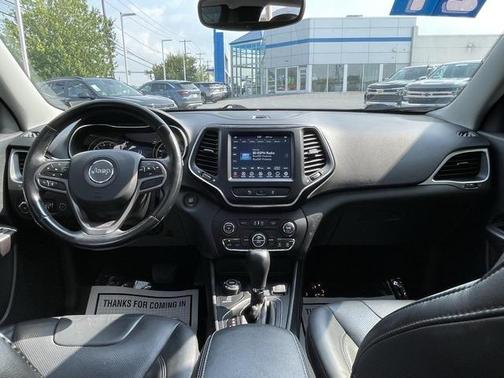 2021 Jeep Cherokee Latitude Lux