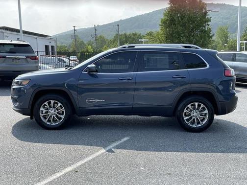 2021 Jeep Cherokee Latitude Lux