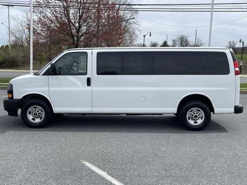 2023 GMC Savana 3500 RWD 3500 Extended Wheelbase LS