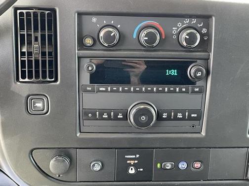 2023 GMC Savana 2500 Work Van