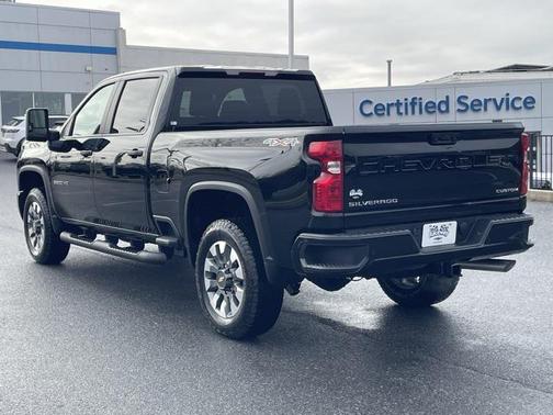2026 Chevrolet Silverado 2500 Custom