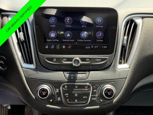 Summit White 2022 Chevrolet Malibu FWD LT