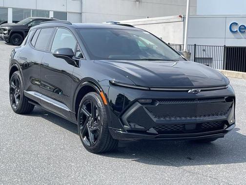 2025 Chevrolet Equinox EV RS