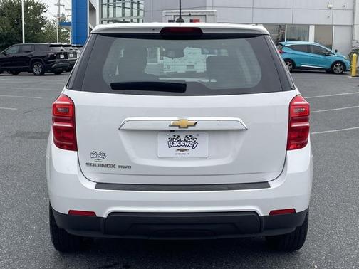 2017 Chevrolet Equinox LS