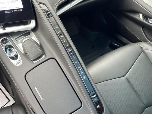 2023 Chevrolet Corvette Stingray w/1LT