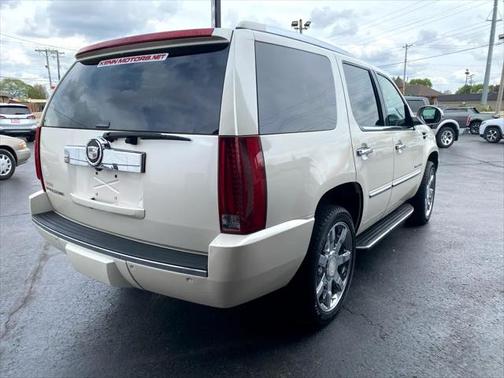 2007 Cadillac Escalade Base