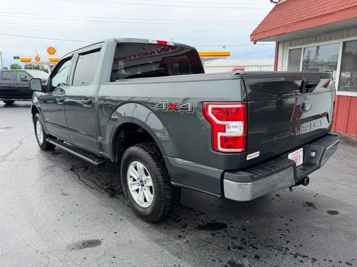 Gray 2018 Ford F-150 XLT