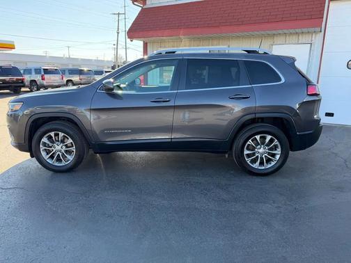 2019 Jeep Cherokee Latitude Plus