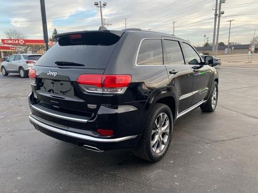 2019 Jeep Grand Cherokee Summit