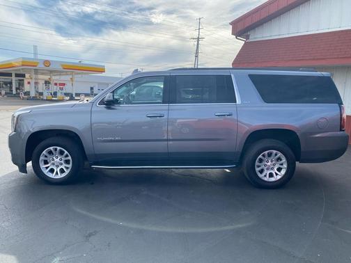 2020 GMC Yukon XL SLT