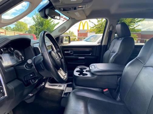 2016 RAM 1500 Laramie