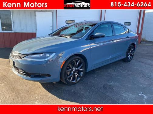 2015 Chrysler 200 S