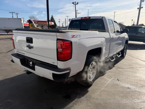 2017 Chevrolet Silverado 1500 2LT